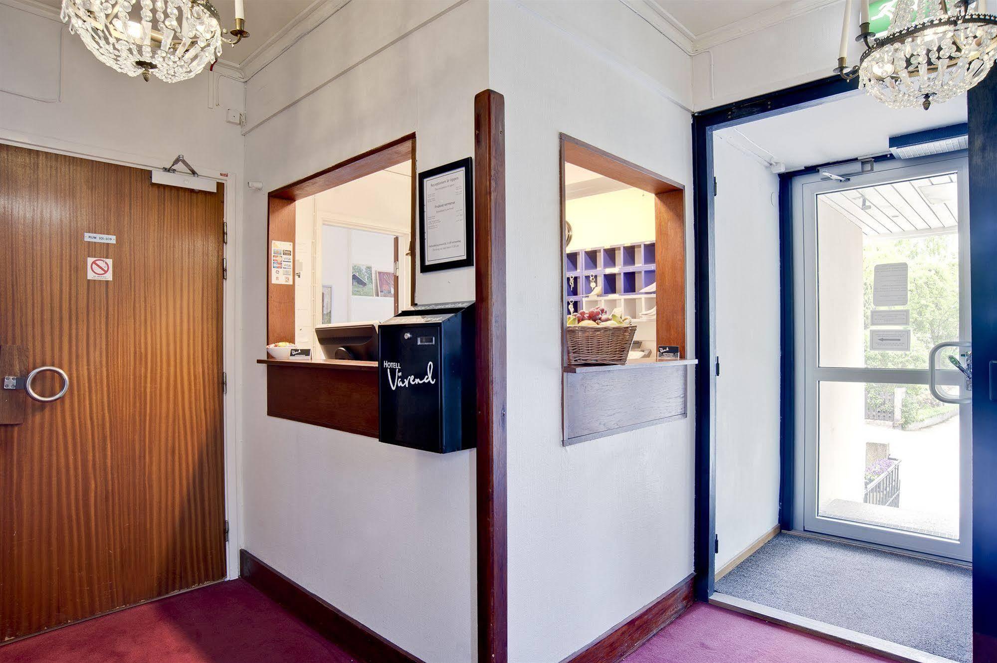 Hotell Vaerend แว็กเควอ ภายนอก รูปภาพ